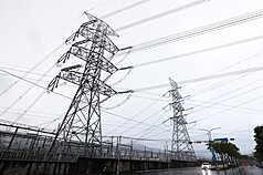 台中市海線地區10日下午因台電161kV特高壓系統白線跳脫，造成大甲、清水、沙鹿等多區大範圍停電，超過14萬戶受影響。圖為台電特高壓系統示意圖。（台電提供）