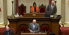 美國加州參議會近日通過友台決議案，肯定台灣總統直選30週年與美國建國250週年雙重民主里程碑。
（駐舊金山辦事處提供）