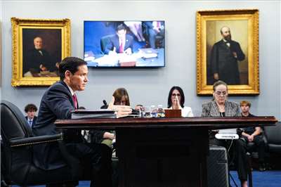 美國國務卿盧比歐(Marco Rubio)2日在國會作證。 (圖:美國國務院)
