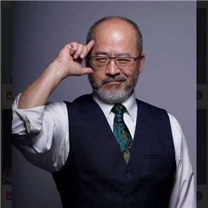 資深藝人藝人班鐵翔(圖)在騎樓摔倒事件，引起討論。(班鐵翔臉書)