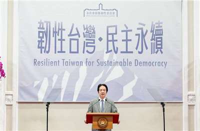 總統府全社會防衛韌性委員會25日進行「灰色地帶侵擾」和「高強度海上脅迫」桌上推演。(圖:總統府提供)