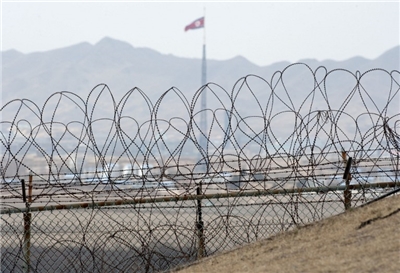 韓聯社報導，1名北韓士兵本週越過重兵駐守的兩韓邊界後，已遭南韓拘留。圖為南北韓非軍事區(Demilitarized Zone, DMZ)。