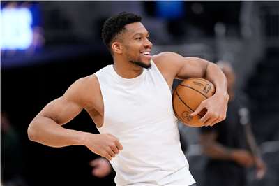 傳密爾瓦基公鹿隊球星「字母哥」安特托昆博(Giannis Antetokounmpo)(圖)將被交易至邁阿密熱火隊。資料照片。