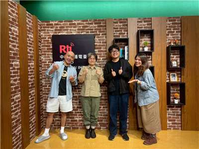 左起：POLO、蔡逸璇、徐宏愷、柚子