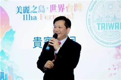 外交部長林佳龍今天(14日)陪同總統賴清德出席國際扶輪年會，強調扶輪社精神與「總合外交」方向相通，盼建立平等互惠的夥伴關係，讓世界更認識台灣。(圖取自林佳龍粉專)