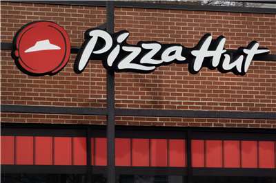 百勝集團宣布出售旗下披薩品牌必勝客(Pizza hut)除中國以外業務予私募基金。(AFP)