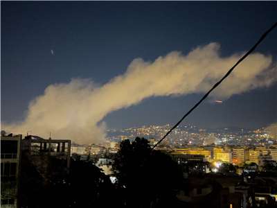 以色列2日清晨空襲黎巴嫩真主黨據點南貝魯特達希耶(Dahiyeh)。 (AP/達志影像)