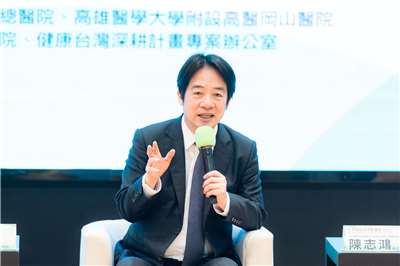 賴總統6日出席「健康台灣深耕論壇」時指出，台灣多數民眾無法接受共產黨統治，呼籲大家團結合作，讓民主成為台灣永續發展的重要價值。(總統府提供)