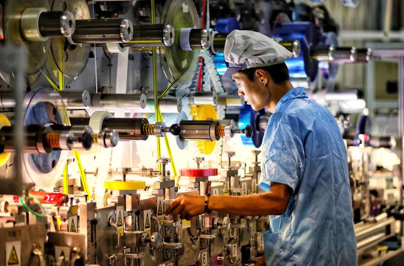 中國第2季國內生產毛額(GDP)年增4.3%，創3年半新低。資料照。（中新社）