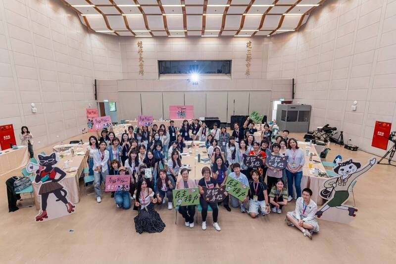民進黨性別平等事務部於7月3日至5日主辦「2026 烏貓 oo-niau 戰隊：年輕女性政治影響培力營3.0」。