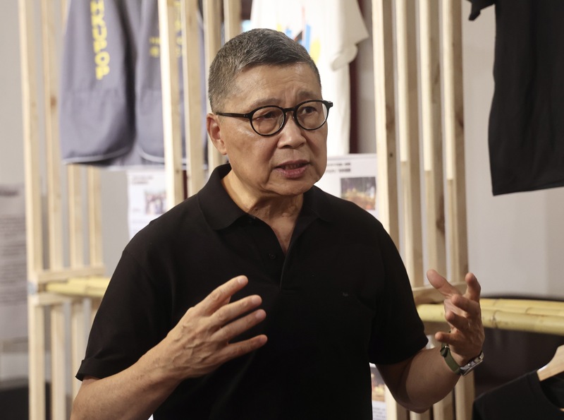 台灣香港研究學會理事長陳健民表示，曾經在香港不同社會運動及公共活動的T恤，已成為香港人的集體回憶。