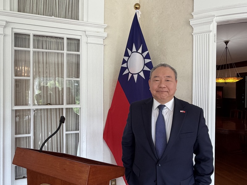 駐美代表俞大㵢10日在雙橡園和媒體茶敘並接受聯訪。他表示，期盼美國聯邦參議院能在今年通過美台避免雙重課稅法案。