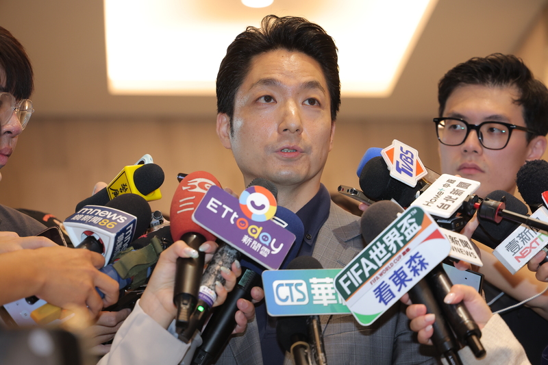 台北市長蔣萬安16日赴台北市議會施政報告前接受媒體訪問。資料照。