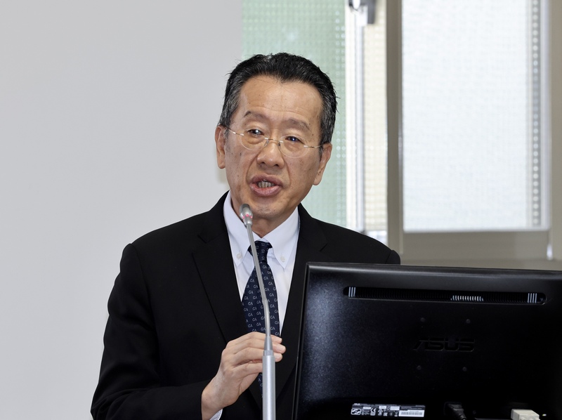 CD
顧立雄：國防採購與產業輔導別放一起
立法院經濟、外交及國防、財政委員會16日聯席審查
無人機條例草案，國防部長顧立雄（圖）表示，國防
採購是一件事，產業發展輔導是一件事，兩者不要放
在一起。
中央社記者張皓安攝　115年7月16日