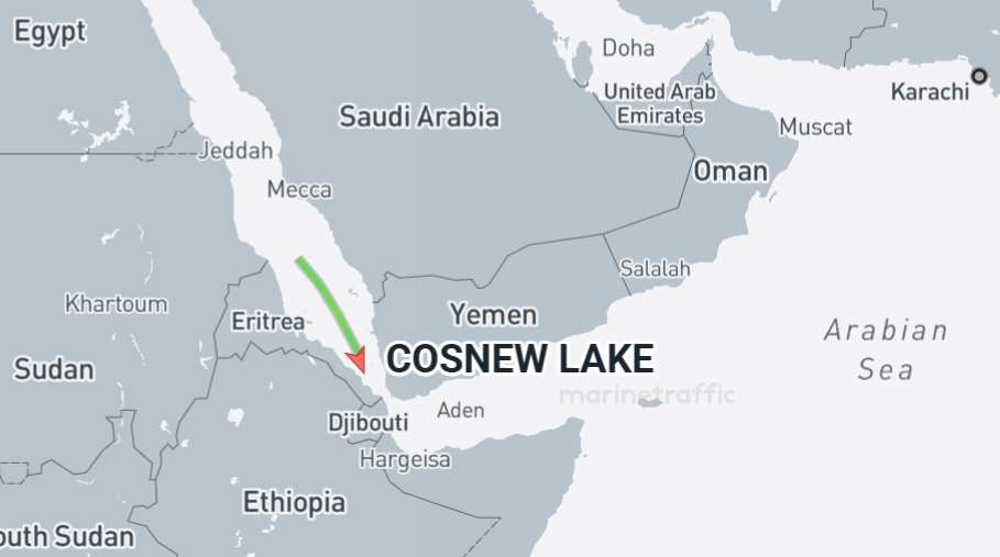 懸掛中國五星旗的超大型油輪「遠新湖號(Cosnew Lake)」持續向南航行。(示意圖/翻攝marinetraffic)