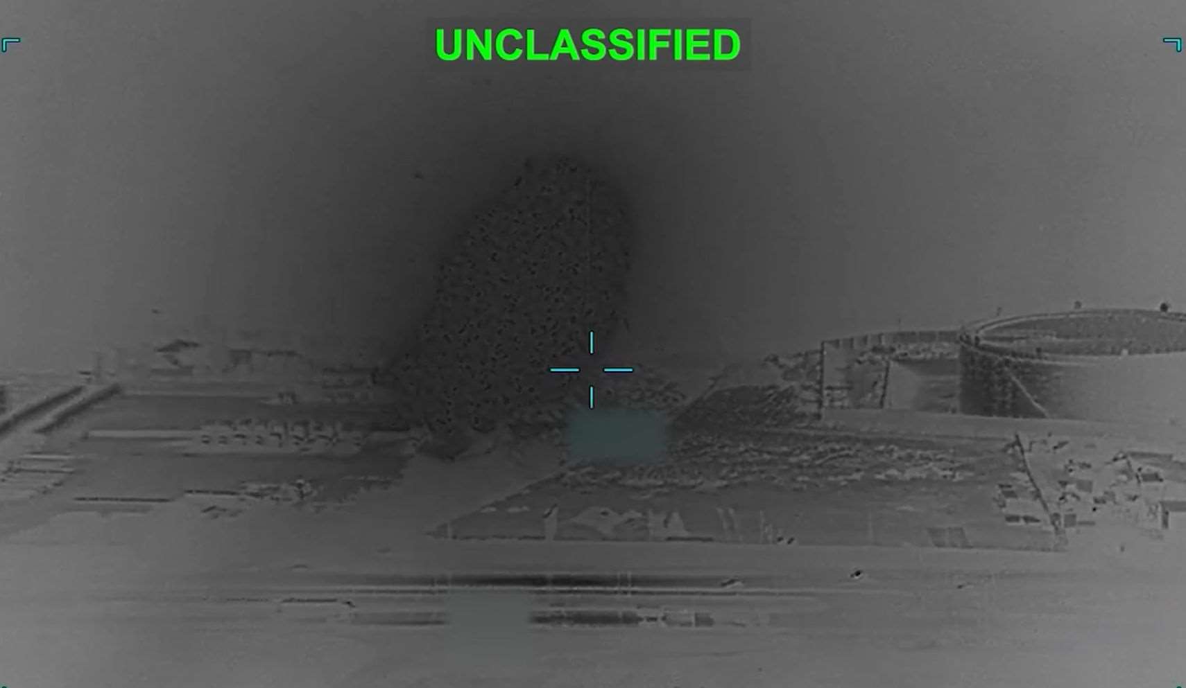 美軍持續轟炸伊朗基礎設施。 (圖:X@CENTCOM)