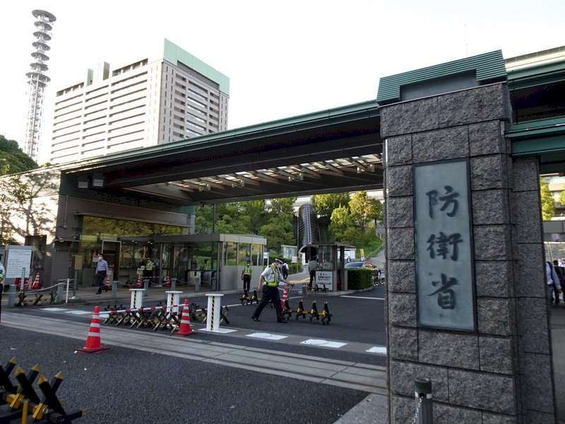 「讀賣新聞」6日報導指出，日本政府期望透過新設局級單位，強化與同盟國及其他志同道合國家的合作體制，進一步提升防衛實力。圖為日本防衛省。