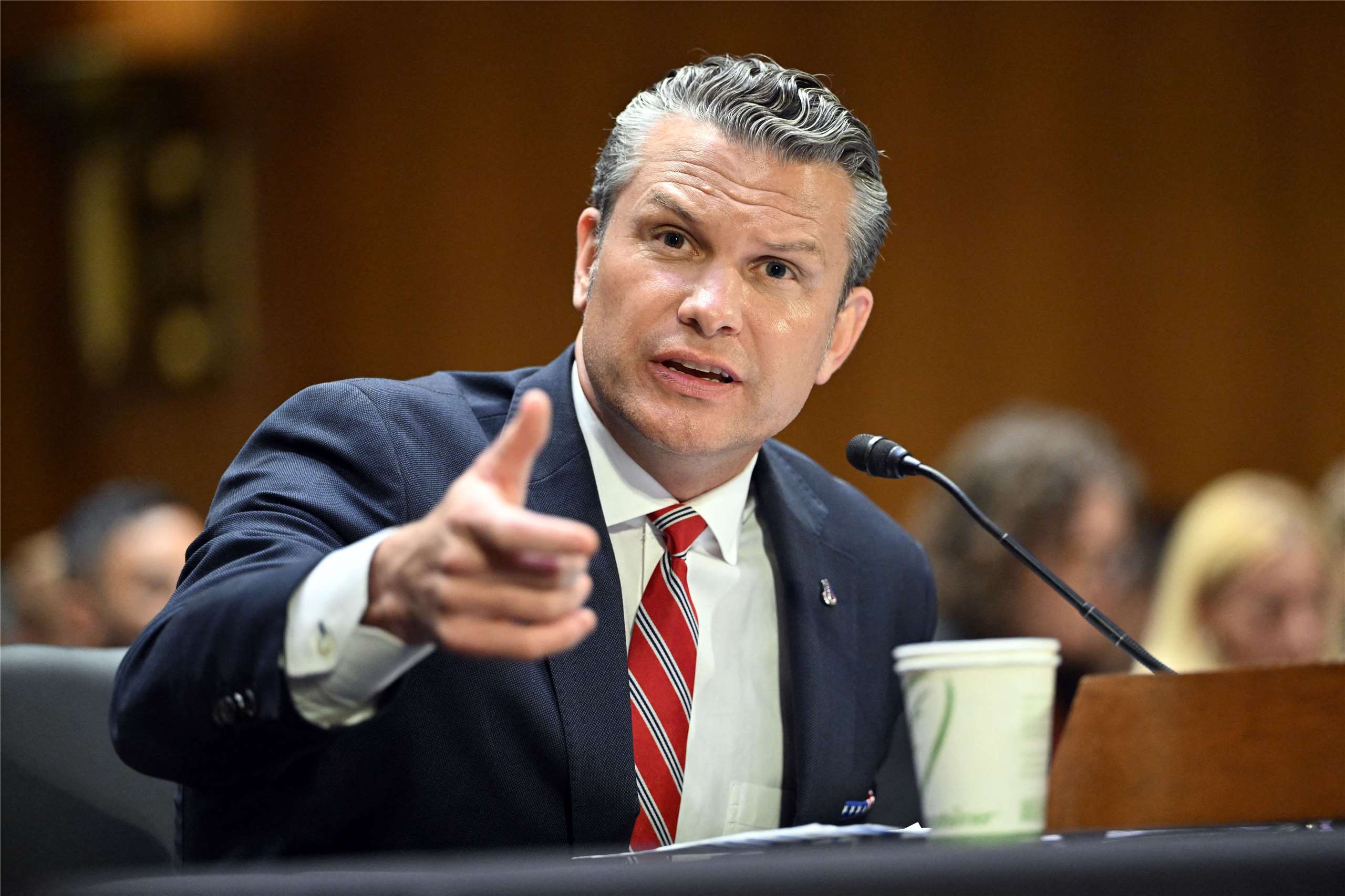 美國戰爭部長赫格塞斯（Pete Hegseth）在聯邦參議院撥款委員會聽證會中表示，美伊戰爭成本增加，已經耗資約375億美元。