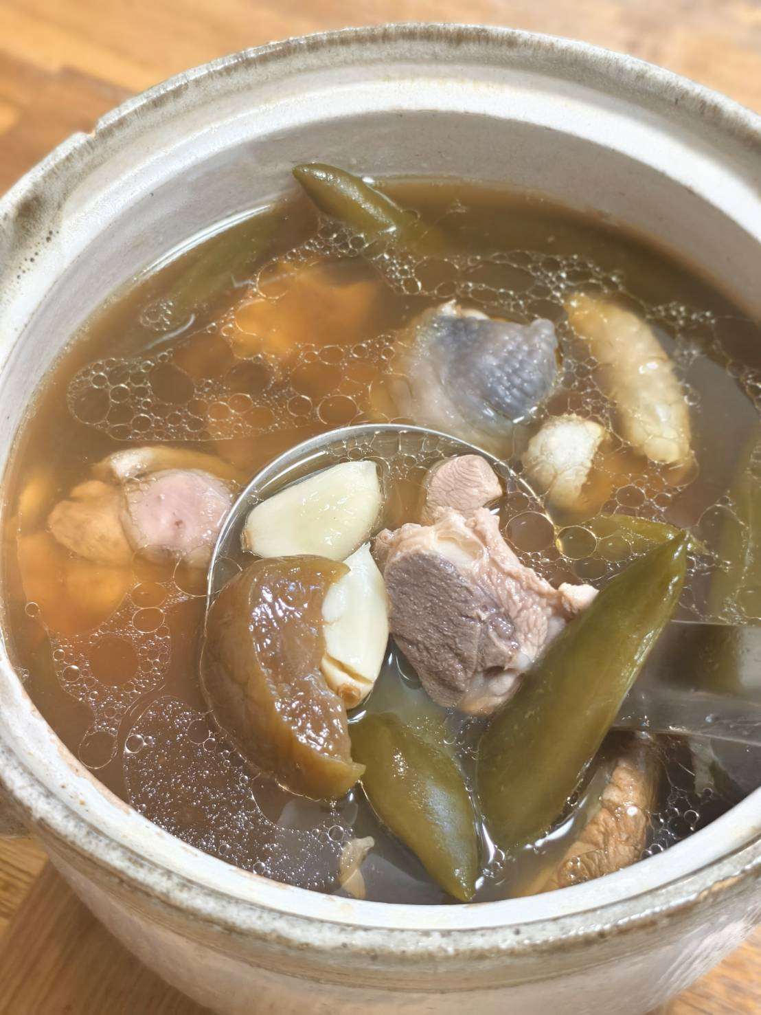 剝皮辣椒蔭瓜雞湯