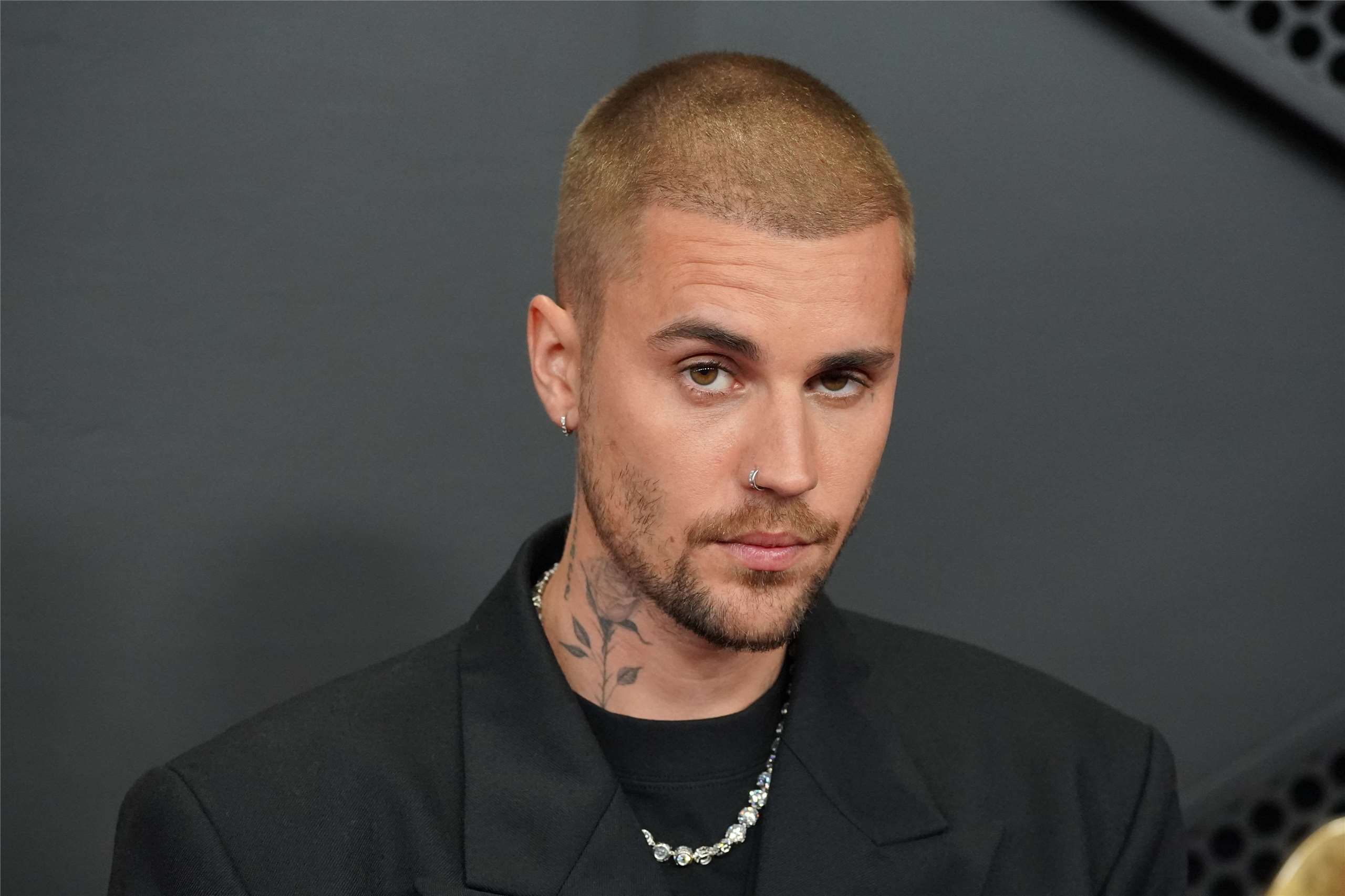 加拿大流行樂巨星小賈斯汀(Justin Bieber)將加入世界盃決賽中場秀。