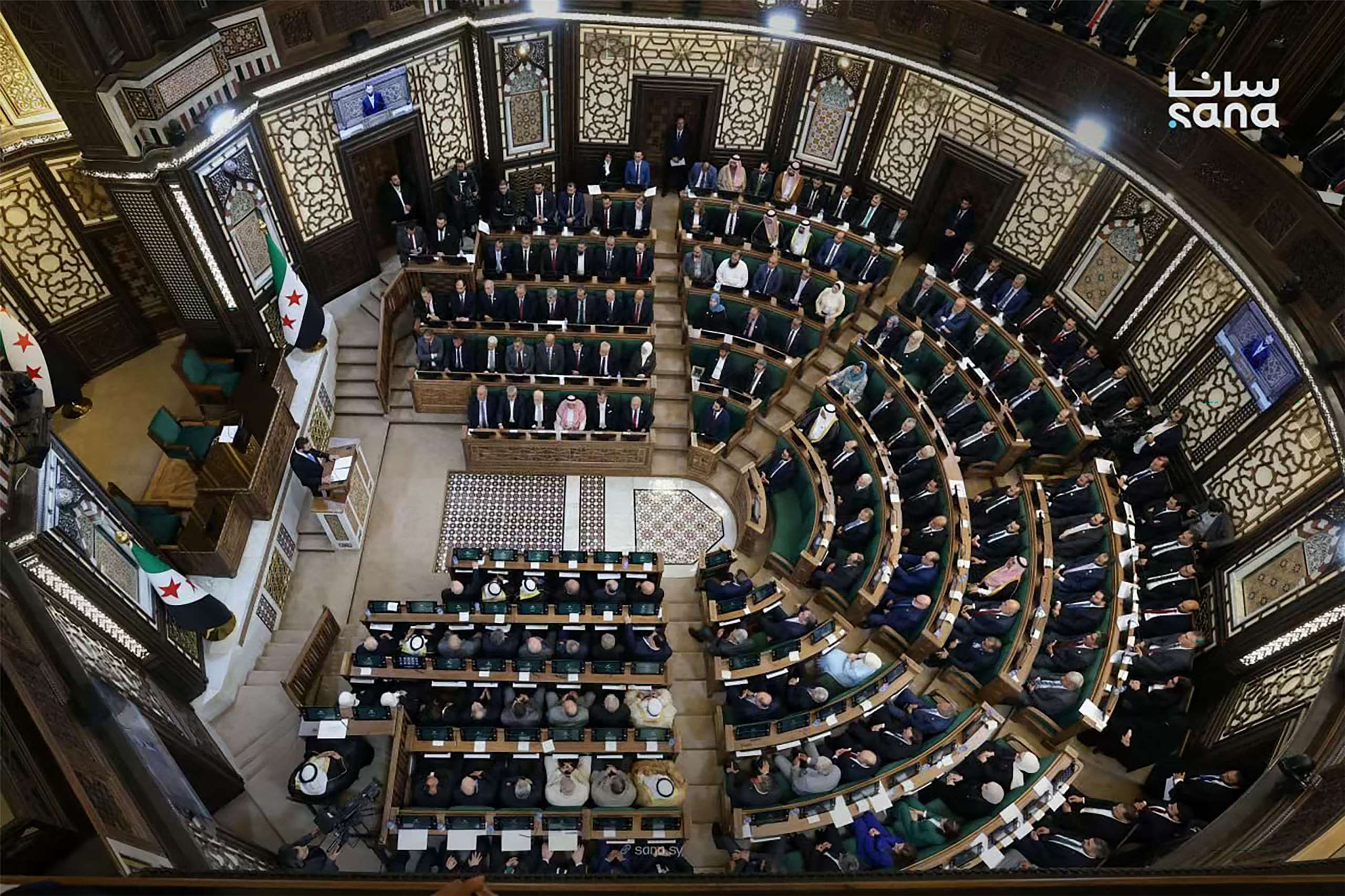 敘利亞總統夏拉(Ahmed al-Sharaa)在過渡國會首次會議上發表談話。