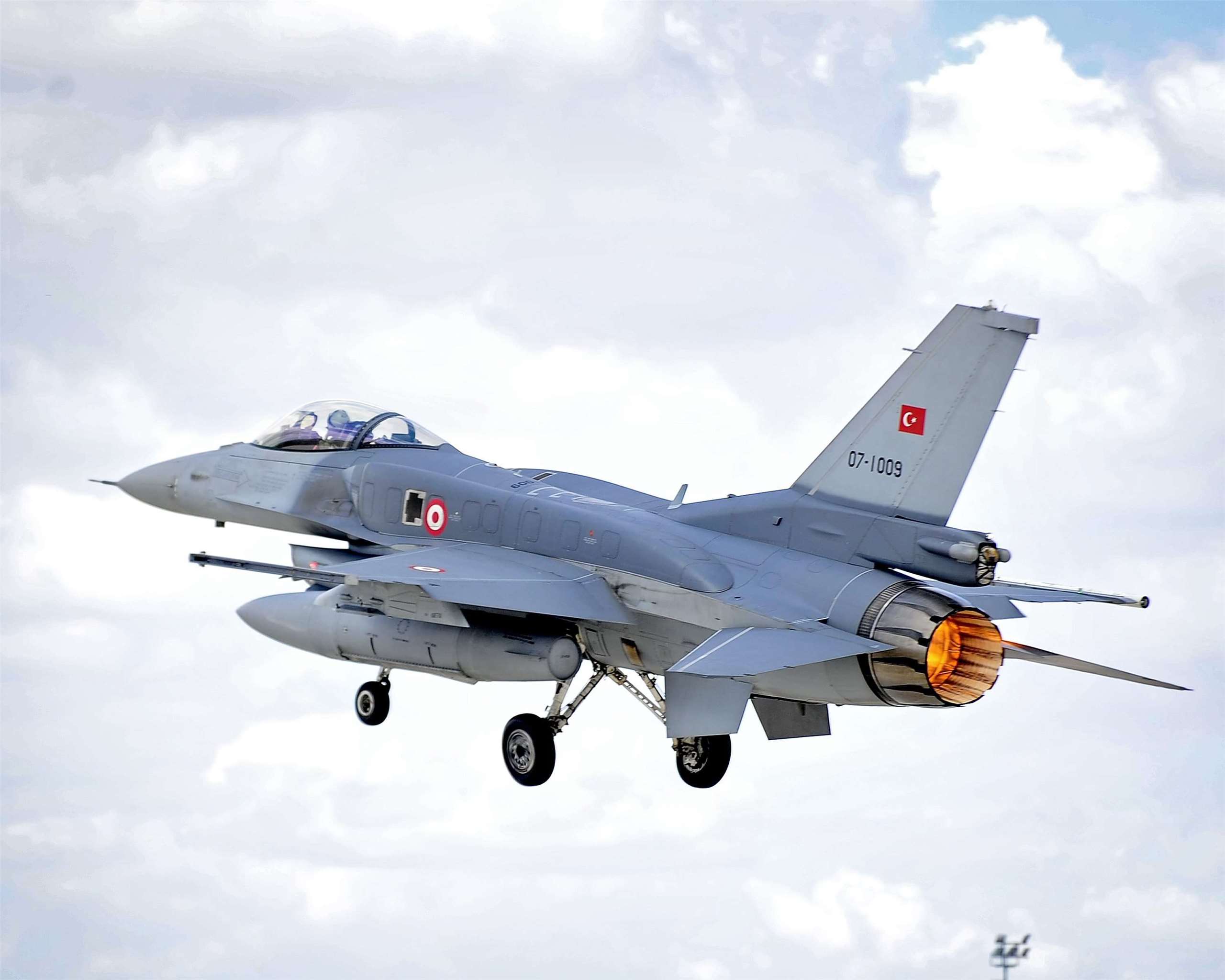 土耳其已向愛沙尼亞部署5架F-16戰鬥機。(圖：土耳其國防部)
