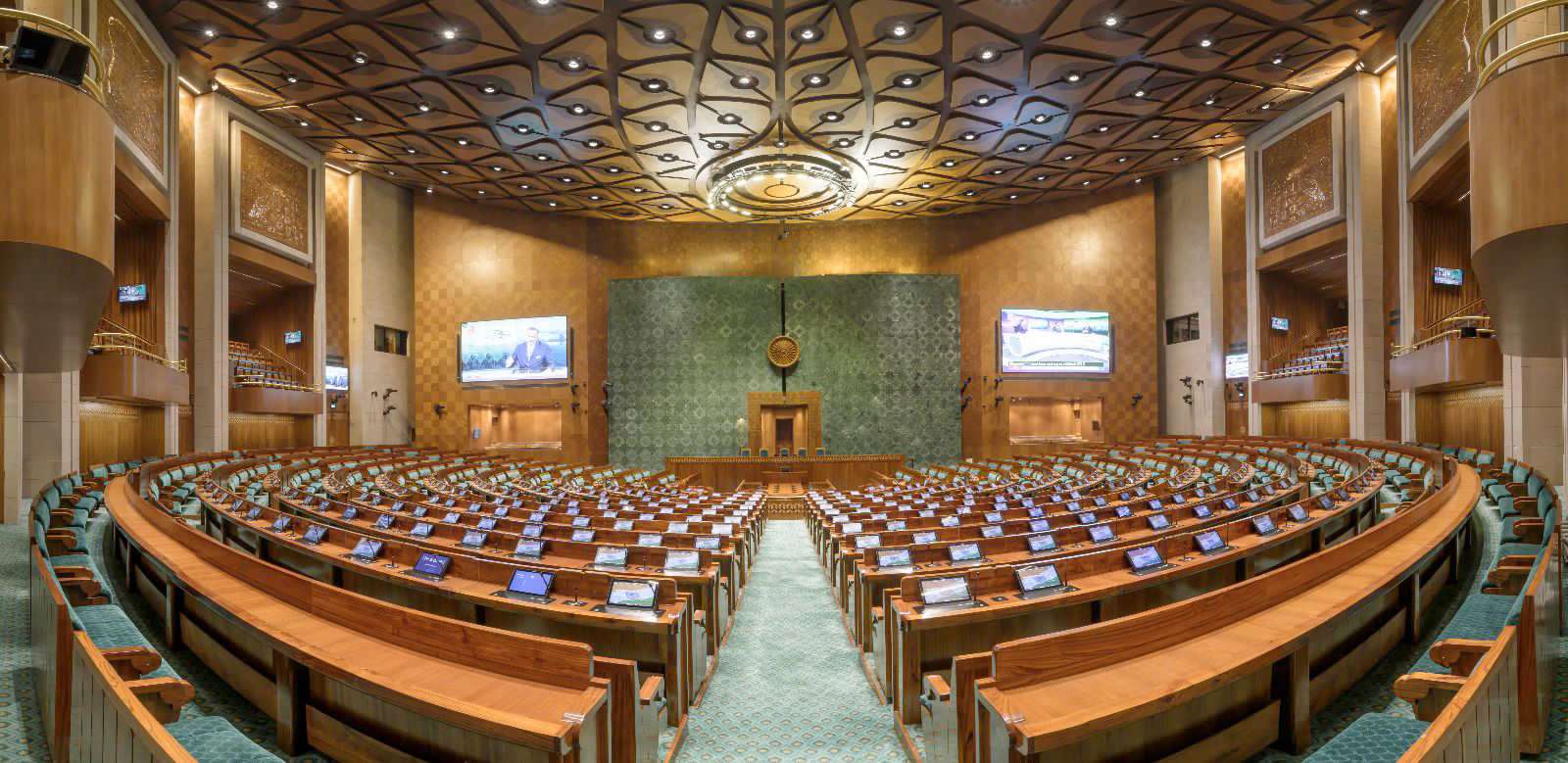 印度下議院29日通過法案，對洩漏考題人士祭出更為嚴厲的處罰，其中有期徒刑的部分提高至最高10年，罰金也增加至超過100萬美元（約新台幣3,200萬元）。(圖：維基百科)