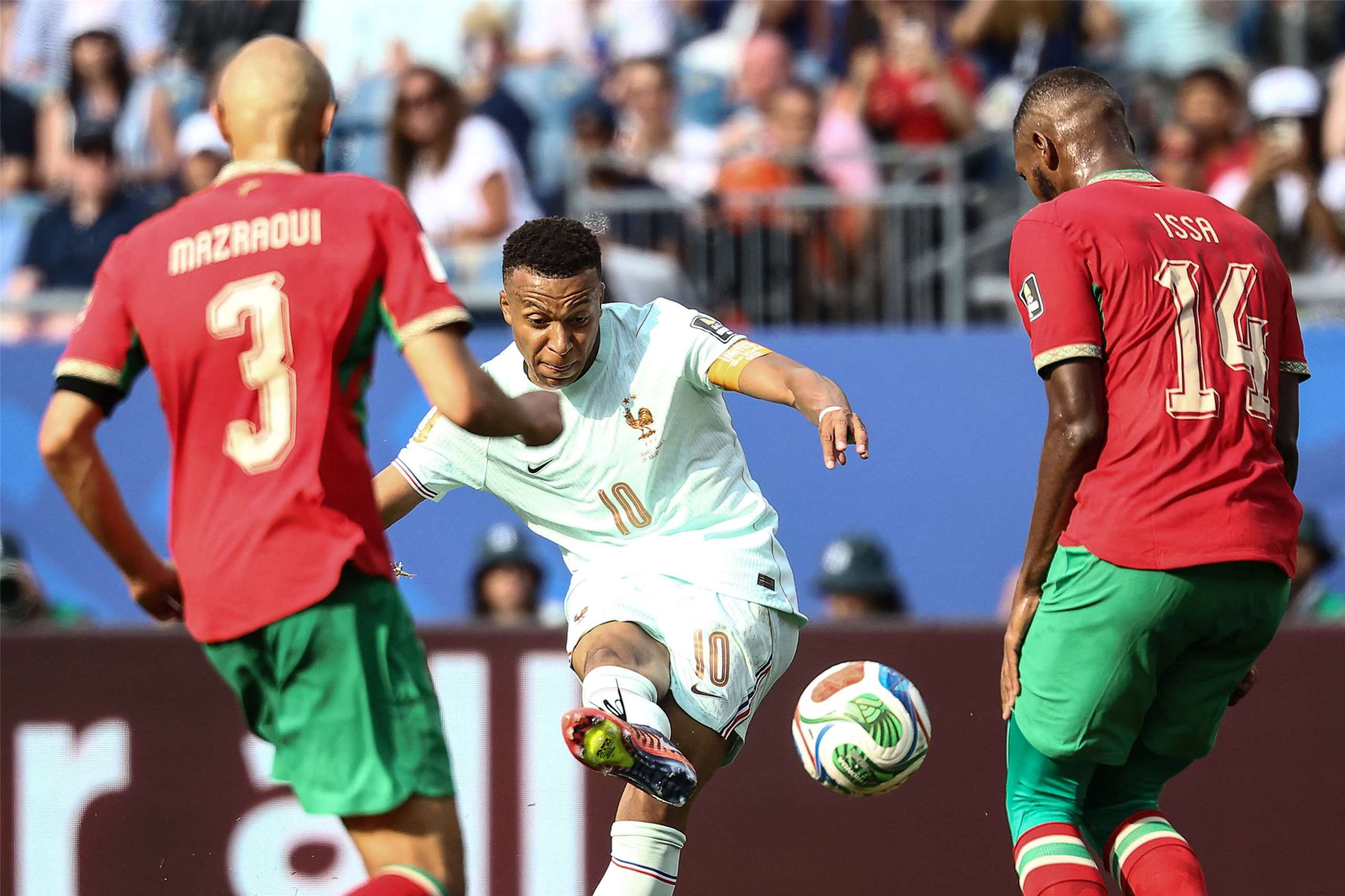 法國前鋒姆巴佩(Kylian Mbappe, 10號球衣)在第60分鐘率先得分，最終以2比0擊敗摩洛哥。