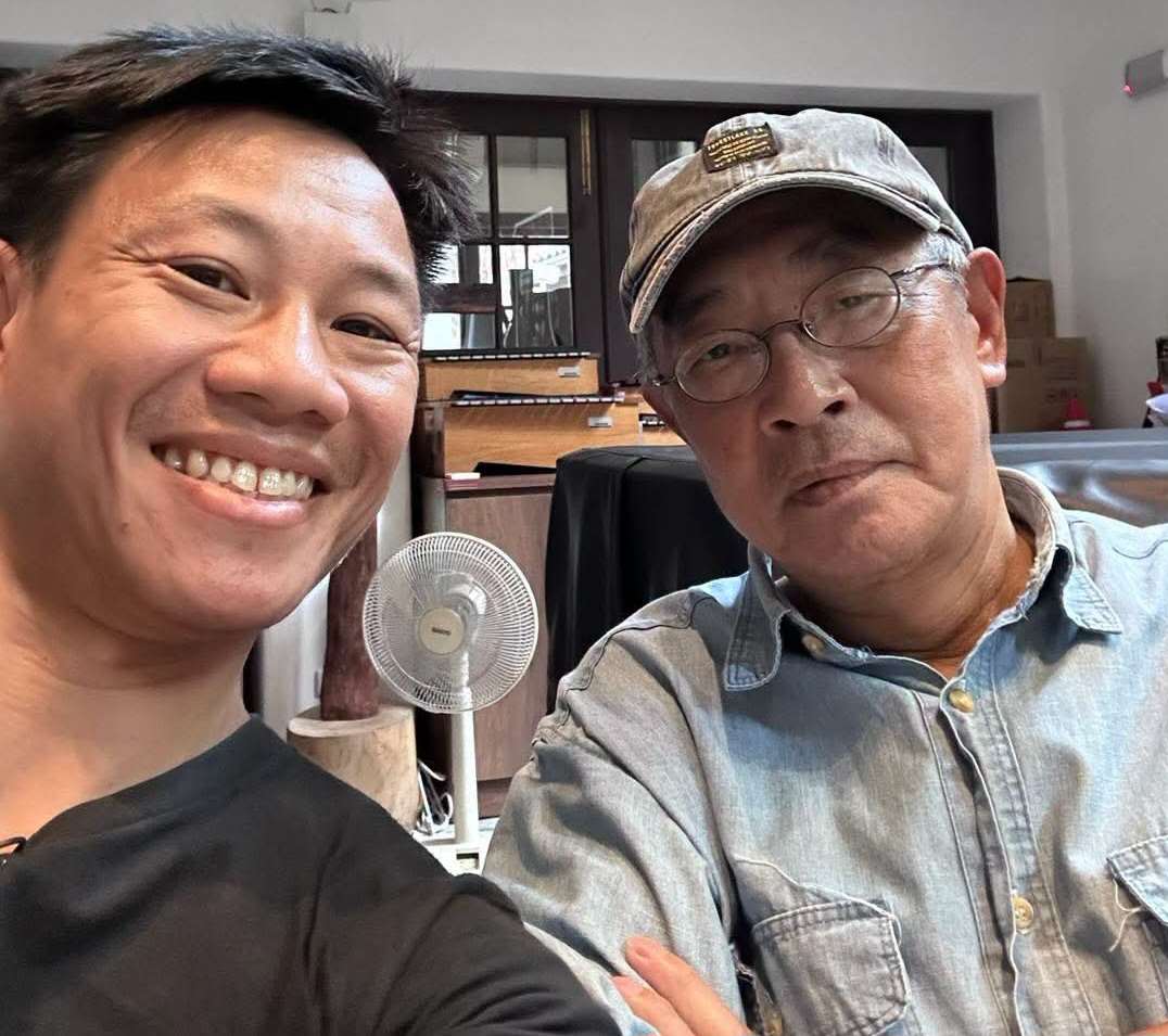 香港人權陣線發起人赴湯(左)說，他到台灣後，「老闆」林榮基(右)始終很照顧他。(赴湯提供)