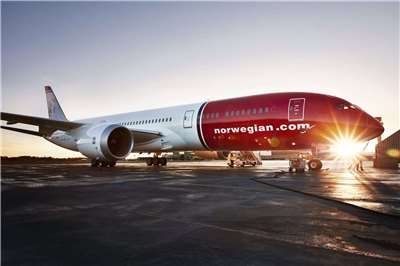 挪威穿梭航空(Norwegian Air Shuttle)(圖)與英國航空打賭，如果對方支持的球隊獲勝，輸家必須把社群平台Instagram官方帳號的大頭照換成對方的商標一天。（FB/@flynorwegiannow）