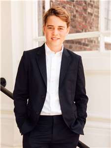 在眾人的祝福聲中，英國喬治王子（Prince George）迎來13歲生日。 (X@KensingtonRoyal)