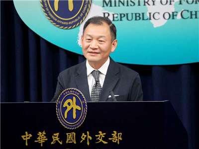 外交部拉美司司長韓志正14日表示，會以務實開放態度，在平等互惠基礎上，與哥倫比亞、秘魯等國繼續發展關係 (央廣記者王照坤 攝)