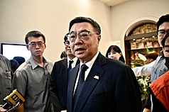 亞洲台灣商會聯合總會15日在台中舉辦「第33屆第3次理監事聯席會議」，行政院長卓榮泰出席開幕典禮。資料照。