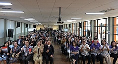 駐印尼代表處10日舉辦教育部「台灣獎學金」及「華語文獎學金」行前說明會，向今年獲選赴台的86名印尼受獎生說明在台就學、居留及生活資訊。