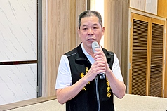國民黨桃園市黨部主委蔡忠誠13日表示，黨部目前暫時沒有再補提名市議員參選人的規劃，樂觀看待各選區選情。