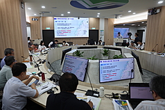 環境部30日召開「彰化福漢風力發電廠計畫」第2次環評小組初審會議，說明開發計畫內容與施工計畫，並與本案利害相關人及團體溝通意見。