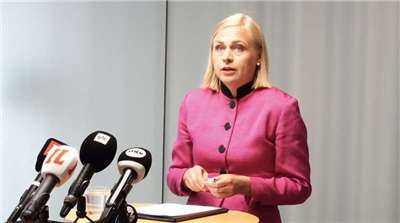 中國外長王毅訪問北歐，芬蘭外交部長瓦爾托寧(Elina Valtonen)5日在赫爾辛基會見王毅後，單獨召開記者會說明會談內容。