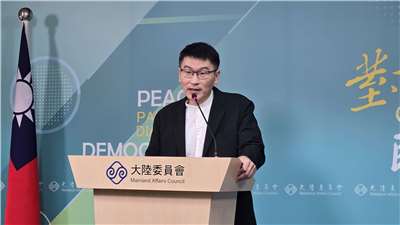 陸委會發言人梁文傑2日主持陸委會例行記者會。(陳國維 攝)