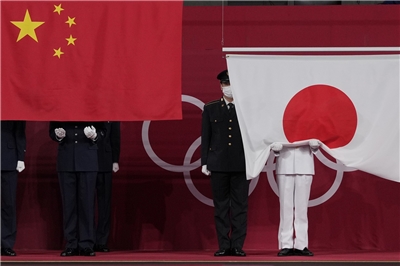 防衛省披露， 中國在日本專屬經濟區實彈演習。示意圖。