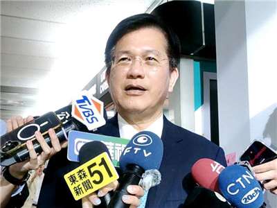 外交部長林佳龍24日受訪表示，台灣會強化自我防衛的力量與決心，並跟友盟做好共同因應 (央廣記者王照坤 攝)