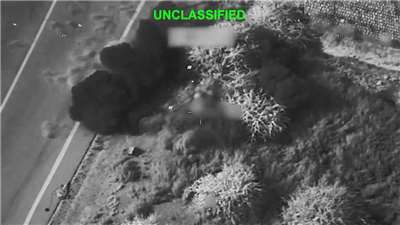 美軍中央司令部16日公布空襲伊朗畫面。 (圖:X@CENTCOM)