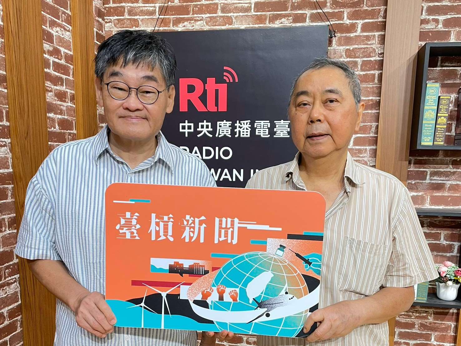 《臺槓新聞》主持人莊豐嘉，專訪人權作家、資深媒體人陳銘城