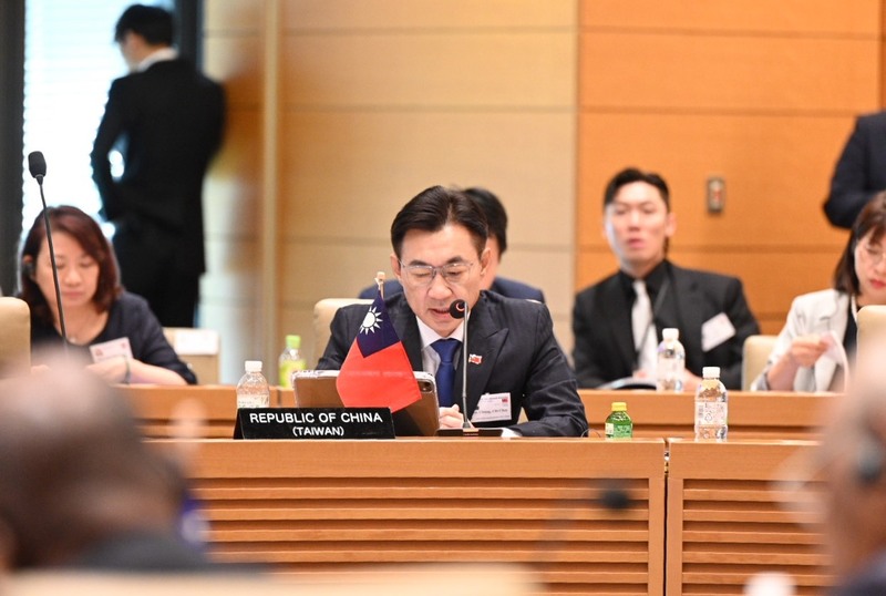 立法院副院長江啟臣25日率跨黨派代表團出席「亞洲太平洋國會議員聯合會」第54屆年會時表示，盼透過務實交流，促進區域和平與合作。(立法院提供)