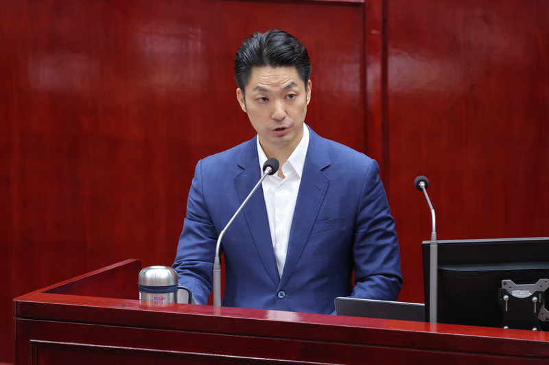 台北市長蔣萬安28日上午率台北市政府局處首長列席議會專案報告。