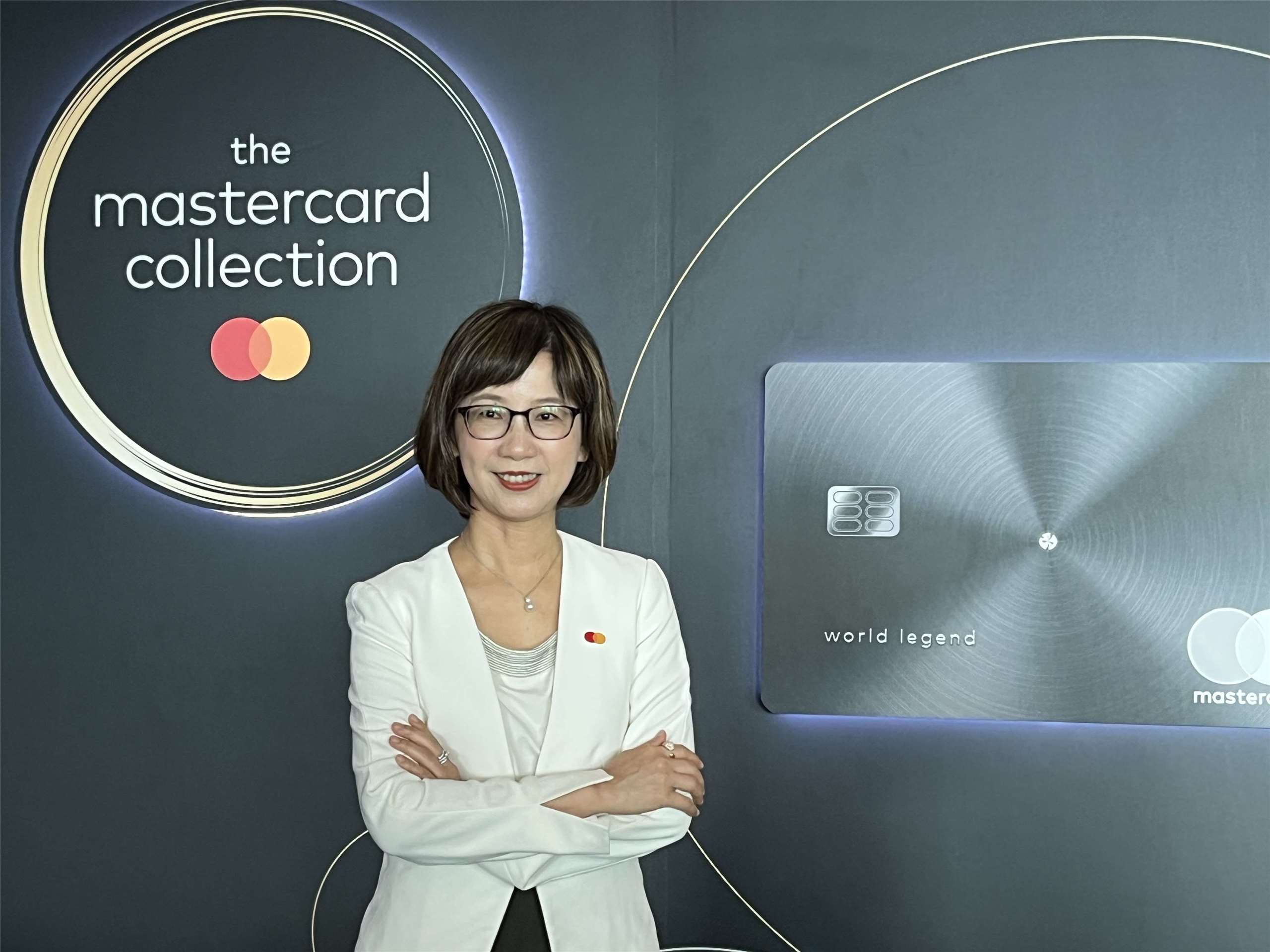 國際三大發卡組織之一的萬事達卡(Mastercard)，10日宣布為台灣富裕族群打造的「世界傳奇卡」，將串連世界享更多禮遇。圖為萬事達卡台灣區董事總經理陳懿文。(圖/陳林幸虹 攝)