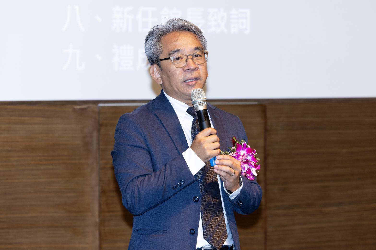 國立臺灣歷史博物館3日舉行館長交接典禮，新任館長謝仕淵正式上任。(文化部提供)