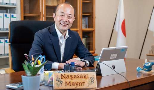 長崎市長鈴木史朗針對先前長崎原爆和平紀念典禮的座位安排爭議表示，努力建立與台灣之間的信賴關係。資料照片。(圖：長崎市官網)