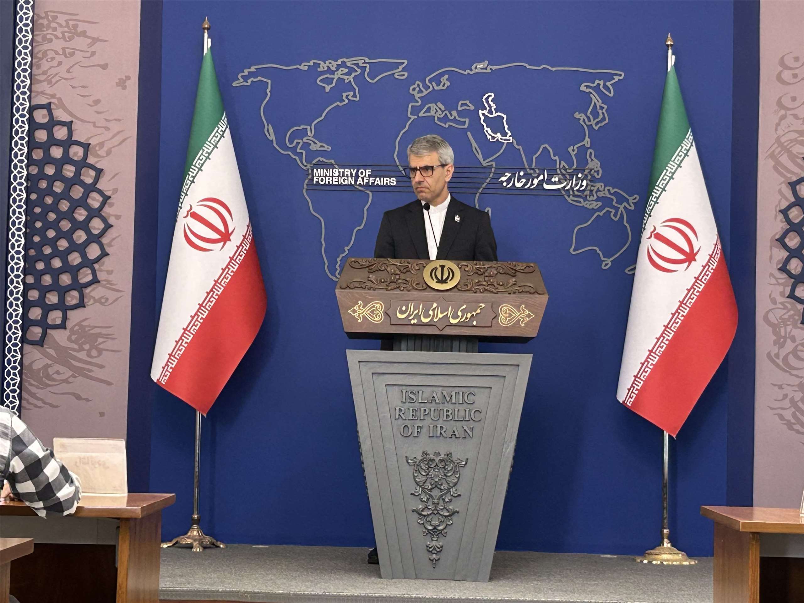 美國總統川普形容與伊朗的博弈如同西洋棋局，伊朗外交部發言人貝卡伊(圖)對此表示，伊朗人已展現「專業西洋棋手」實力。2025年8月18日資料照。