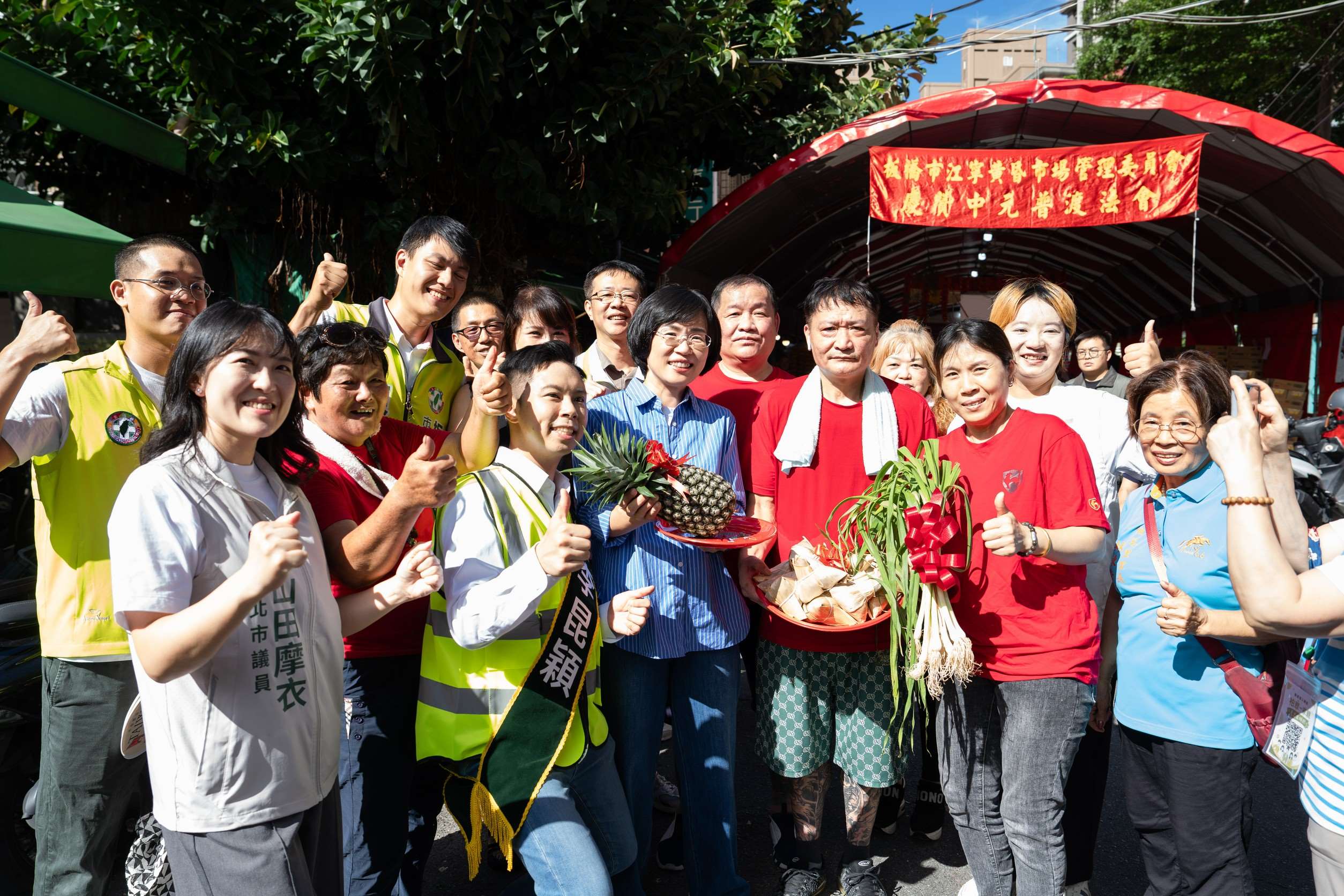 蘇巧慧出席板橋江寧市場中元普渡。(蘇巧慧競辦提供)