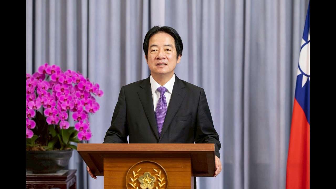 總統賴清德2日表示，台灣世界競爭力排名已居全球第4，在人口超過2,000萬的經濟體中連續6年居冠，並預估明年將進入前20大經濟體。(圖:總統府提供)